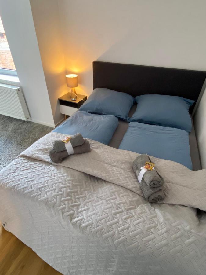 Traumhafte 115 Qm Ferienwohnung Am Steinhuder Meer, Ruhig, Komfortabel, Loggia, Parkplatz, Wifi Wunstorf Exterior foto