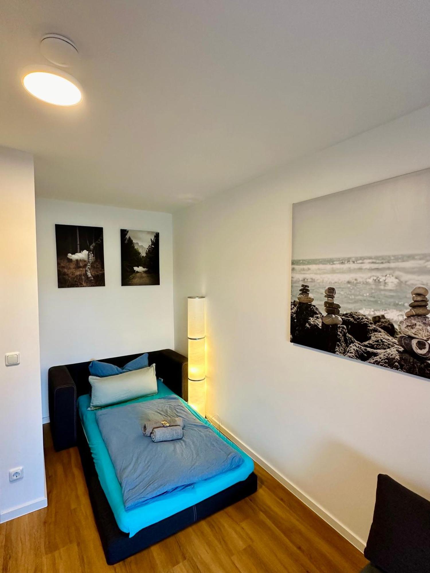 Traumhafte 115 Qm Ferienwohnung Am Steinhuder Meer, Ruhig, Komfortabel, Loggia, Parkplatz, Wifi Wunstorf Exterior foto
